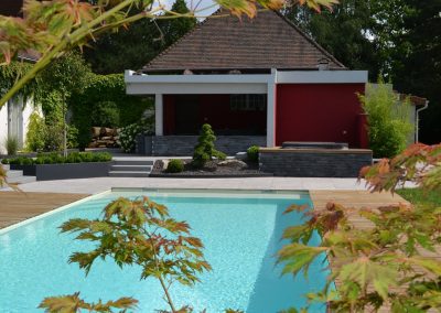 belle_piscine_et_spa_paysagers_modernes