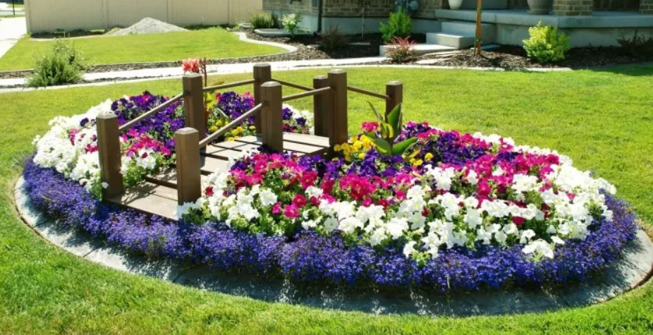 Comment aménager un parterre de fleurs devant la maison ?